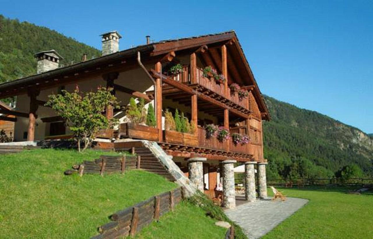 Maison Tissiere Antey-Saint-André Exteriör bild