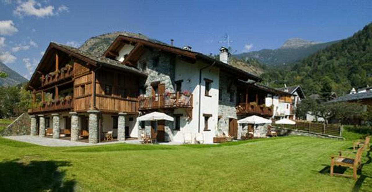 Maison Tissiere Antey-Saint-André Exteriör bild